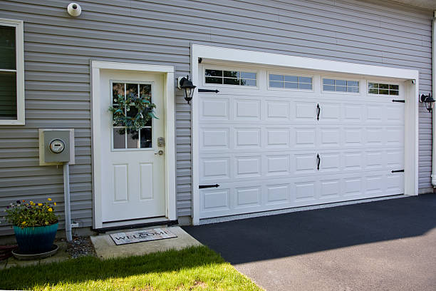 24/7 Emergency Garage Door Panel Replacement experts in Staunton, VA